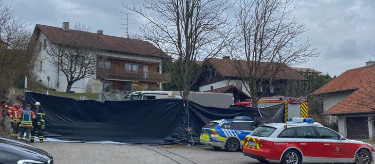 Passant von LKW erfasst